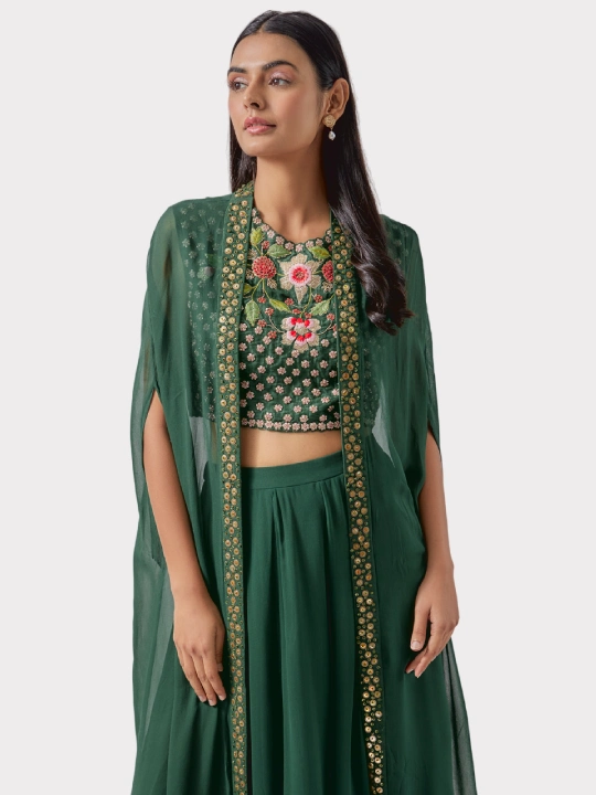 Green Georgette Embroidered Cape Set 4
